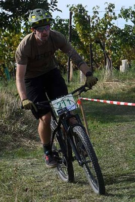 Bild 1 av Rene till Endura - MT500 MIPS Helm - Cykelhjälm
