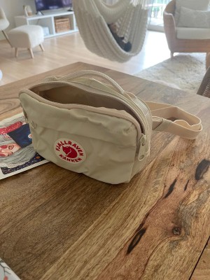Bild 1 av Corinne till Fjällräven - Kånken Hip Pack - Höftväska