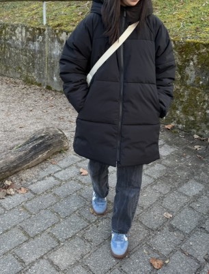 Bild 1 av Svenja till Selfhood - Women's Hip-length Puffer - Parka