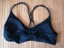 Bild 2 av Silvia till Volcom - Women's Simply Solid V-Neck - Bikinitopp